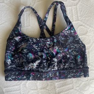 Lululemon energy bra size 4